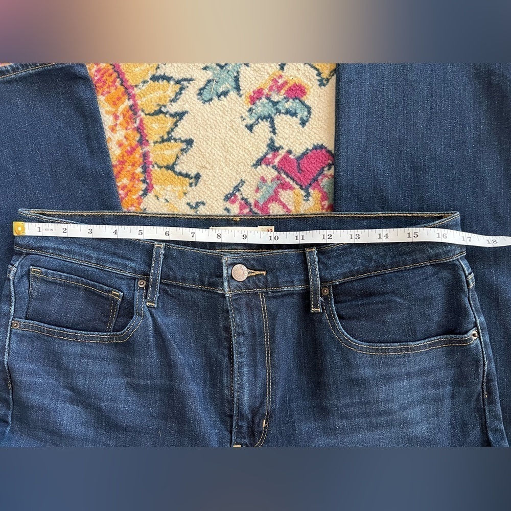 Levi’s 724 High Rise Straight - Picture 6 of 7